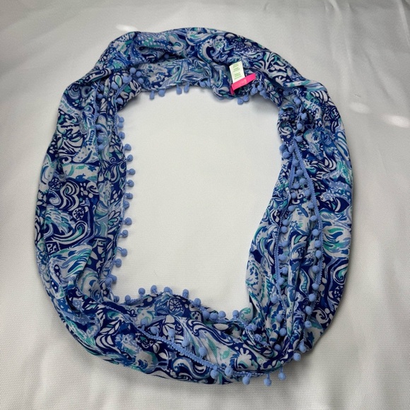 Lilly Pulitzer Resort Infinity Loop Scarf blue purple print - Picture 3 of 8